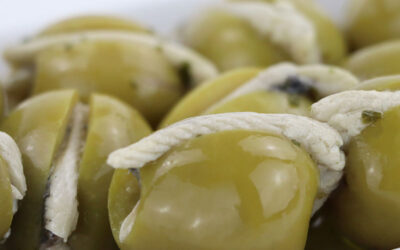 ACEITUNA GORDAL RELLENA DE BOQUERÓN EN VINAGRE DE KIELE